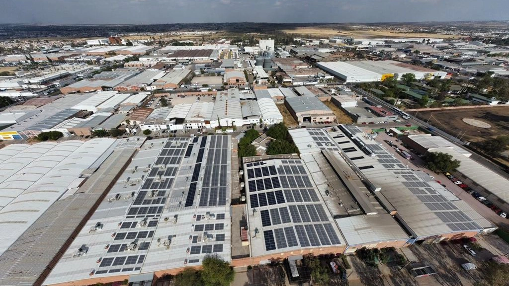 La mejor inversión energética para industria son los paneles solares